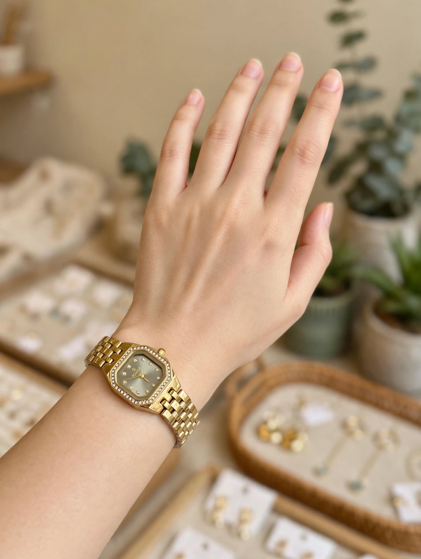 Golden Octa Mini Watch